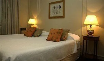 Bed And Breakfast Plaza Italia 3*, Mendoza Argentina